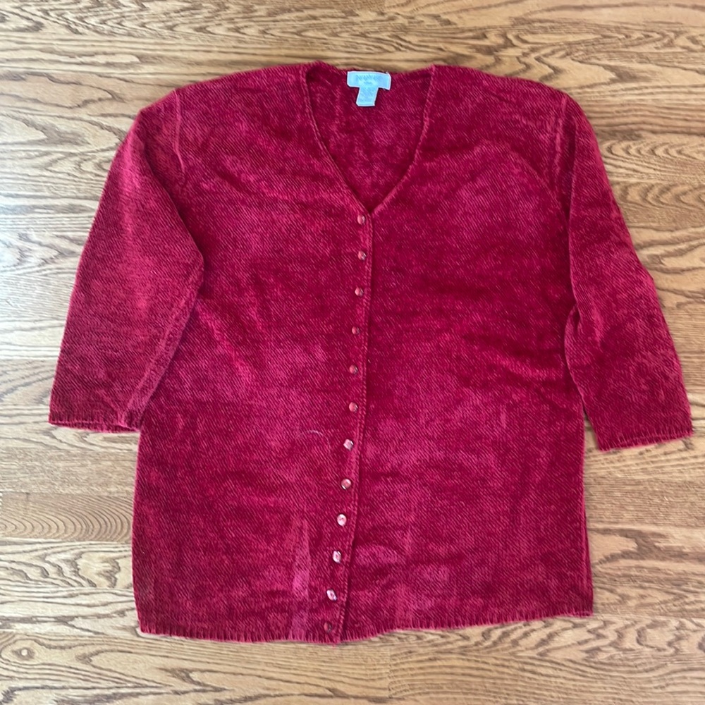 Red cardigan with buttons 1X by Paraphrase
